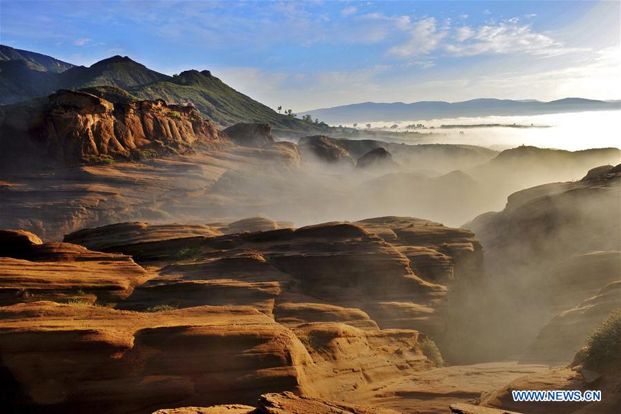 CHINA-SHAANXI-LARGE DANXIA LANDFORM (CN)