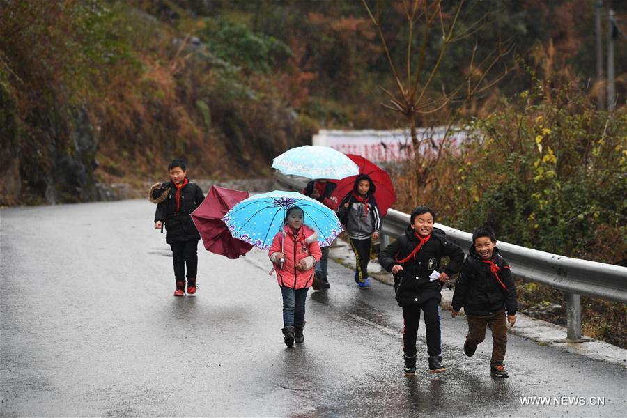 CHINA-CHONGQING-COUNTRY ROAD (CN)