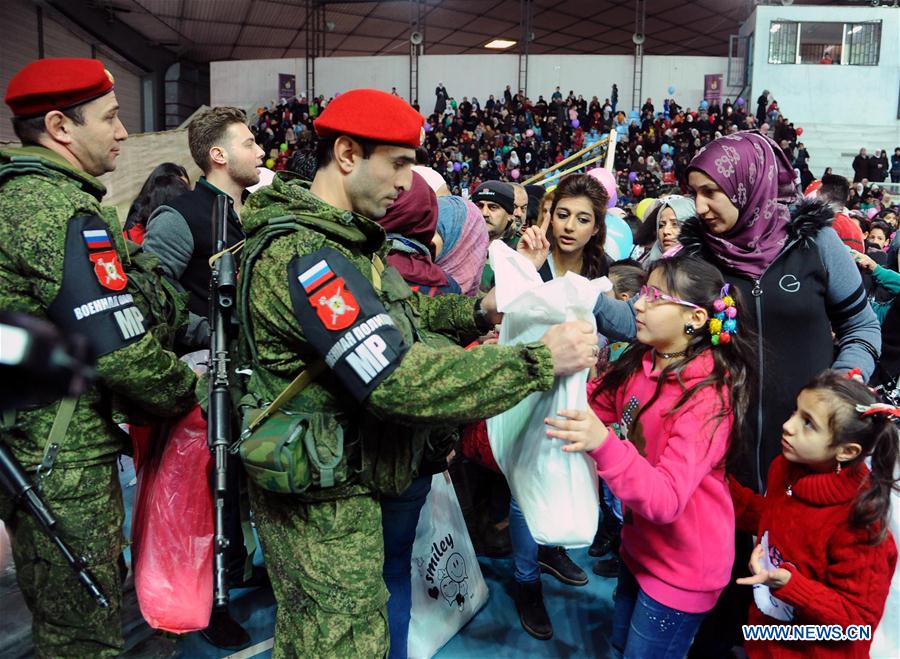 SYRIA-DAMASCUS-MARTYRS-FAMILIES