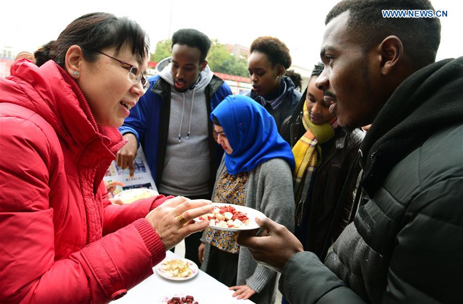 #CHINA-LABA FESTIVAL-FOREIGN STUDENTS (CN)