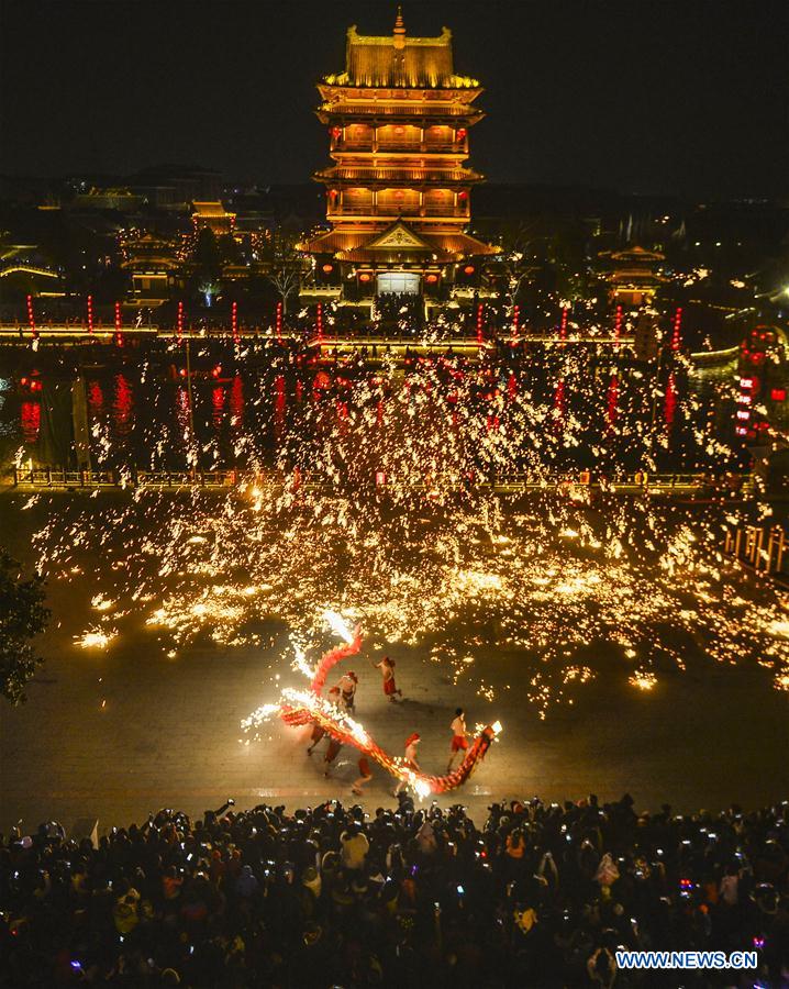 #CHINA-LUNAR NEW YEAR-HOLIDAY-TOURISM REVENUE (CN)