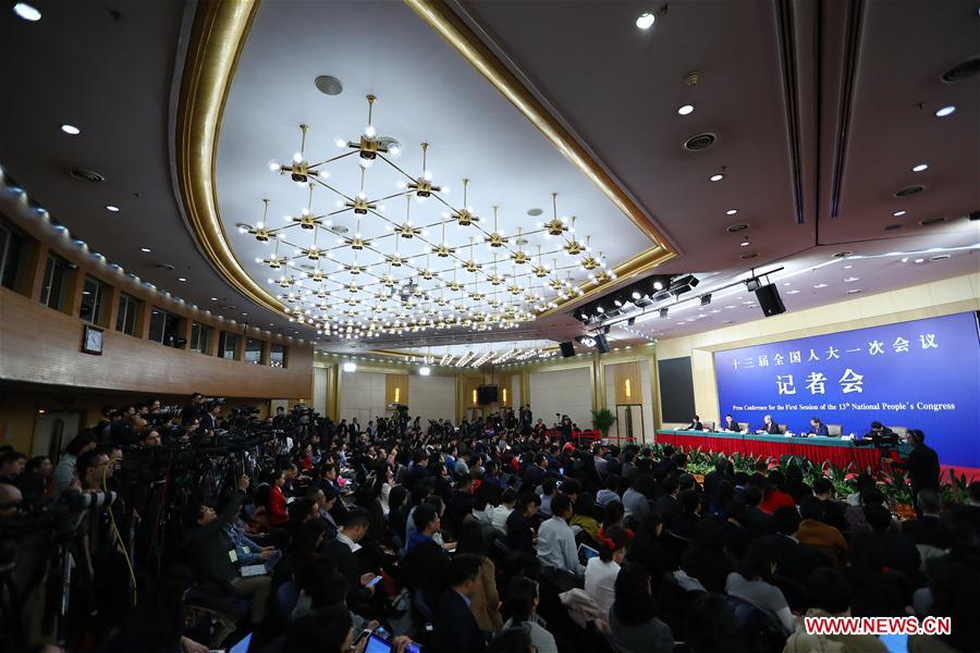 (TWO SESSIONS)CHINA-BEIJING-NPC-PRESS CONFERENCE-FINANCIAL REFORM (CN)