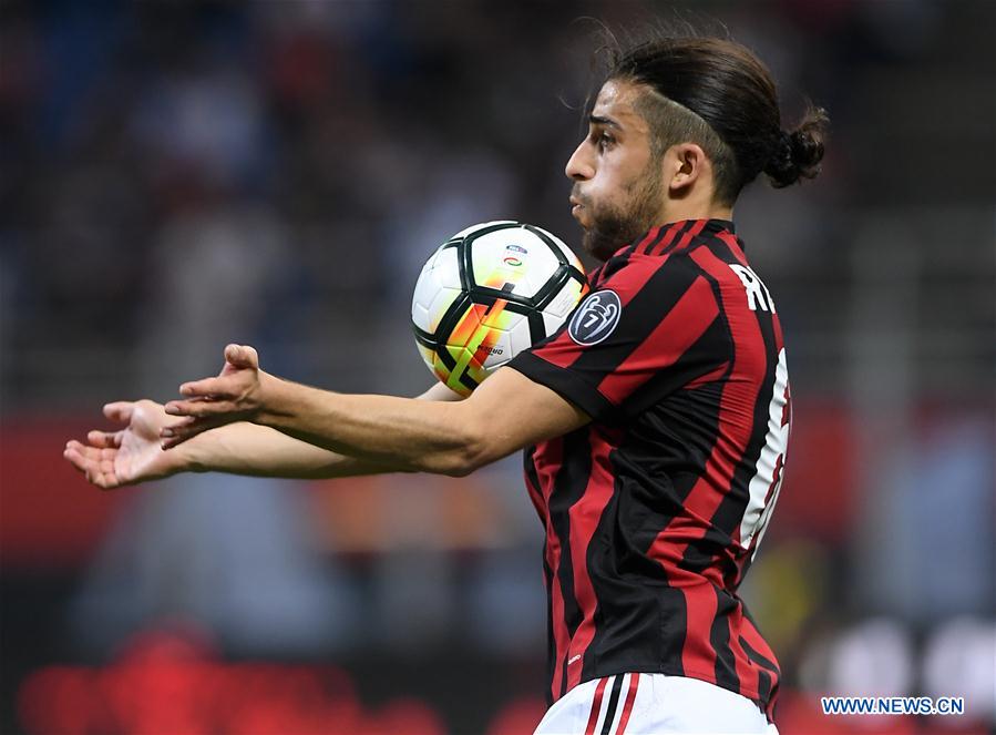 (SP)ITALY-MILAN-SOCCER-SERIE A-AC MILAN-BENEVENTO