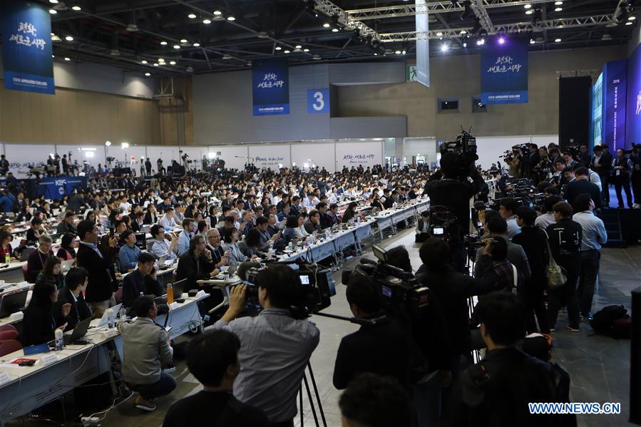 SOUTH KOREA-GOYANG-SUMMIT-MEDIA