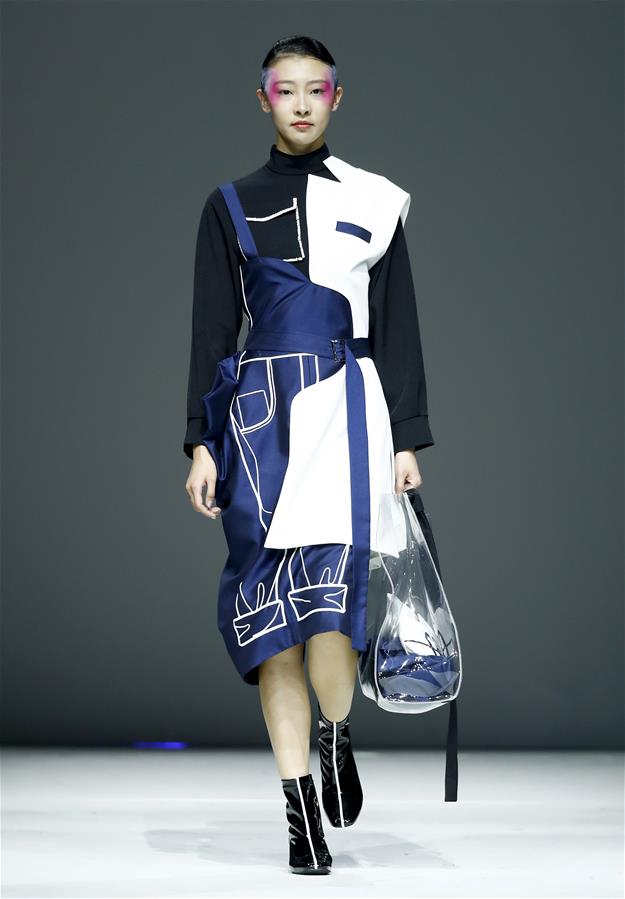 CHINA-BEIJING-GRADUATE FASHION WEEK (CN) 