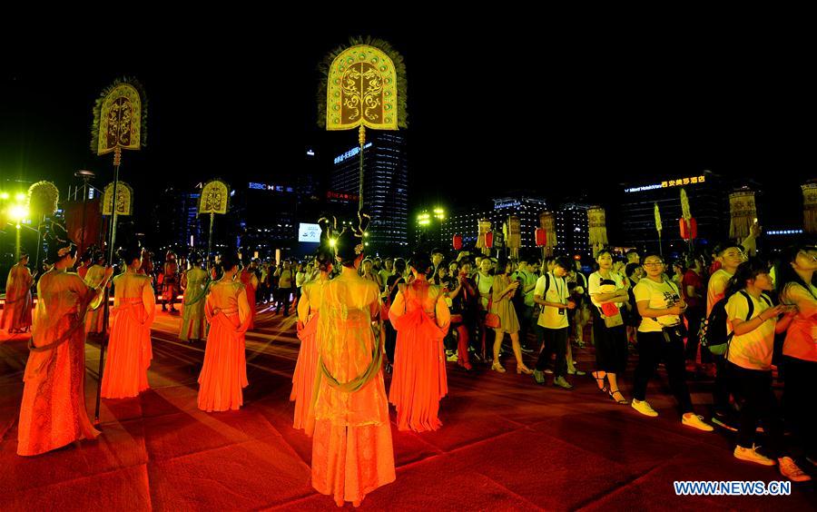 CHINA-XI'AN-COLLEGE STUDENTS-GRADUATION-CEREMONY (CN)