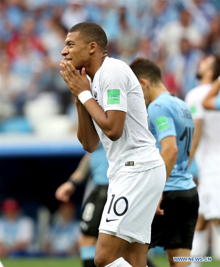 (SP)RUSSIA-NIZHNY NOVGOROD-2018 WORLD CUP-QUARTERFINAL-URUGUAY VS FRANCE