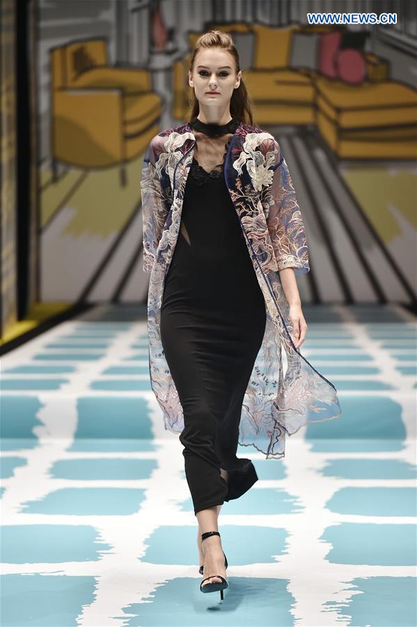 #CHINA-HONG KONG-FASHION SHOW (CN*)