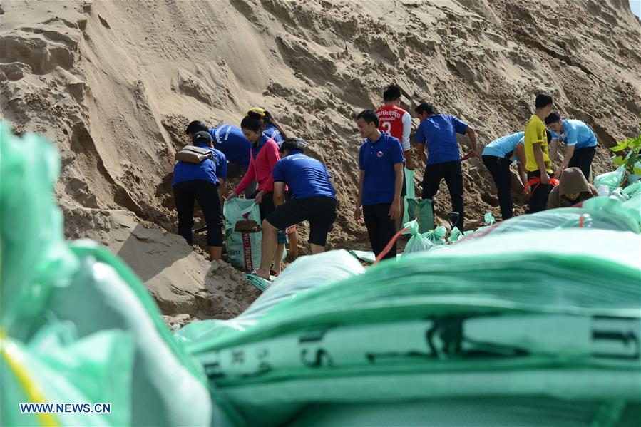 LAOS-PAKSE-HIGH WATER LEVEL