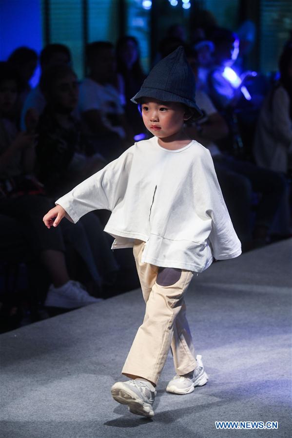 CHINA-HUZHOU-CHILDREN'S WEAR-NEW PRODUCT (CN)