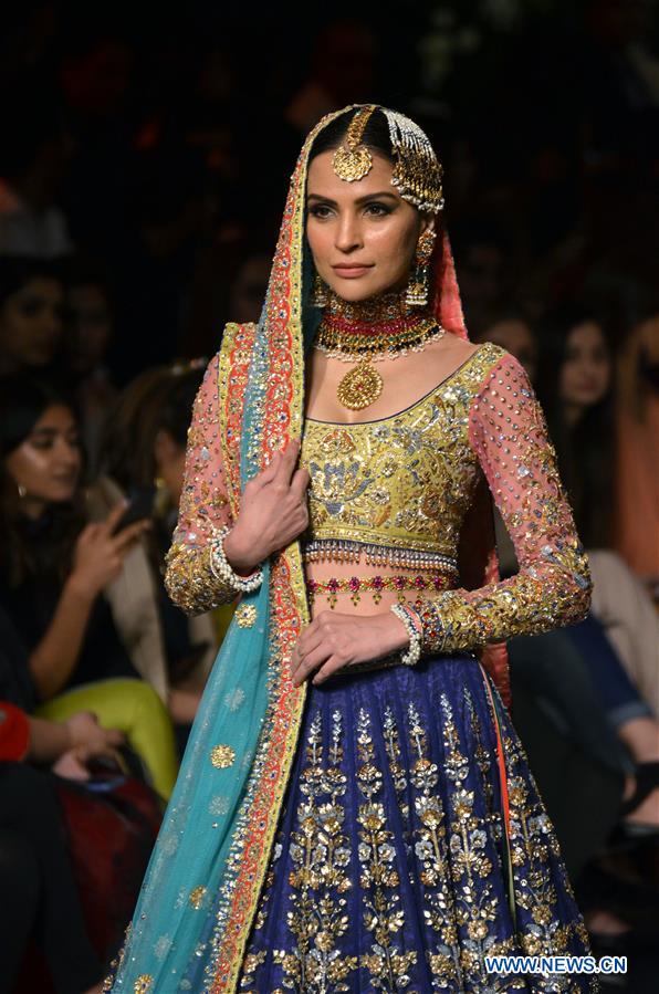 PAKISTAN-LAHORE-FASHION WEEK