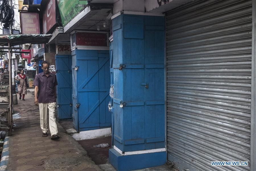 INDIA-KOLKATA-STRIKE