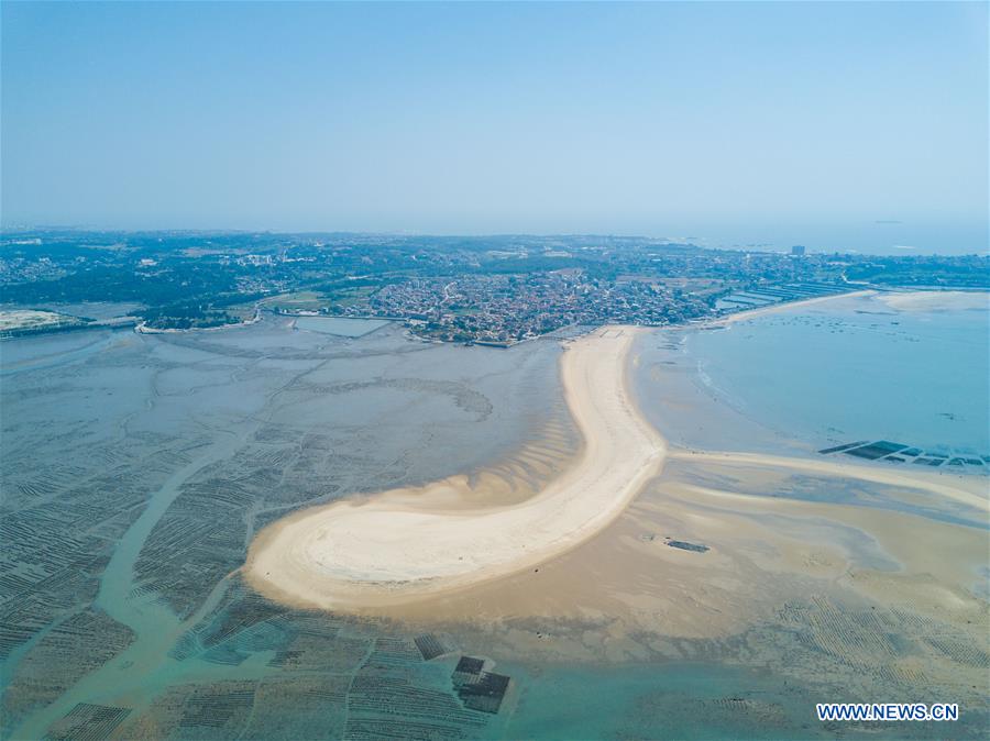 CHINA-FUJIAN-JINJIANG-COAST-LANDSCAPE-SANDBAR (CN)