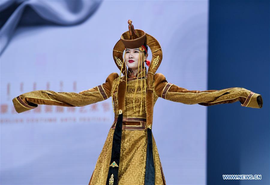 CHINA-INNER MONGOLIA-HOHHOT-COSTUME FESTIVAL (CN) 