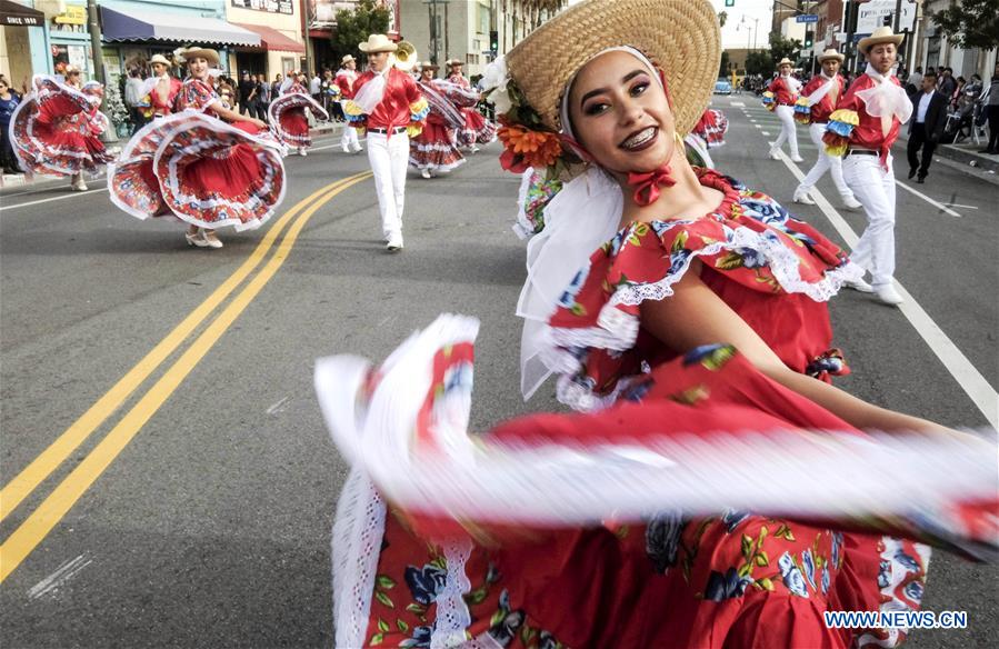 U.S.-LOS ANGELES-CHRISTMAS PARADE