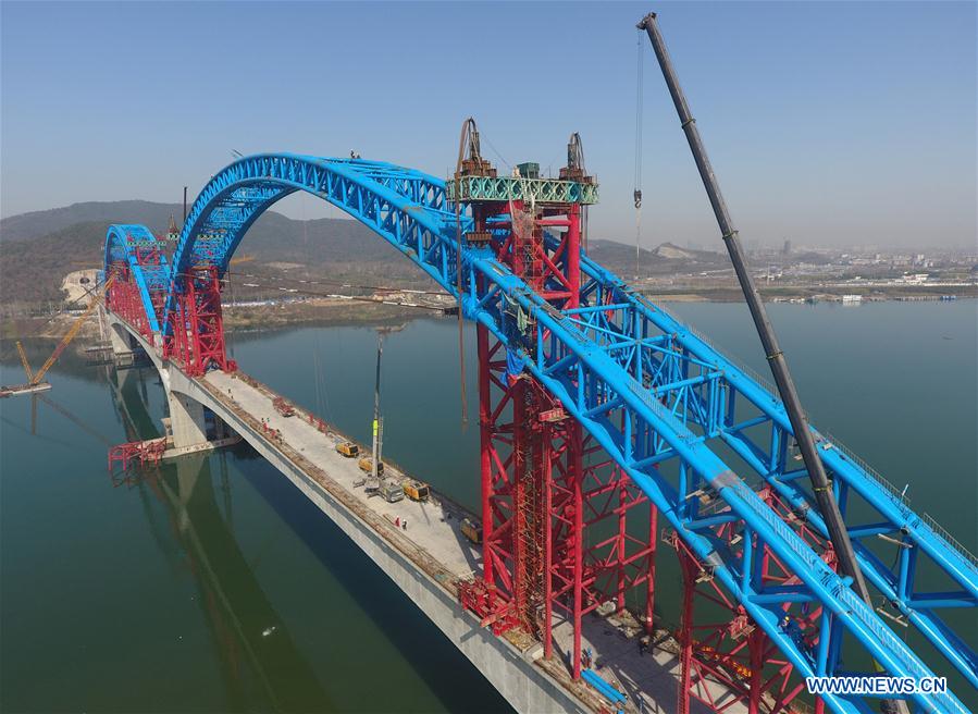 CHINA-HUBEI-HIGH-SPEED RAILWAY-BRIDGE-CONSTRUCTION (CN)