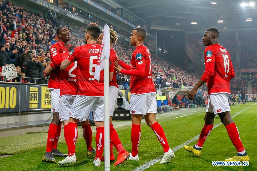 (SP)GERMANY-MAINZ-SOCCER-BUNDESLIGA-MAINZ VS FREIBURG