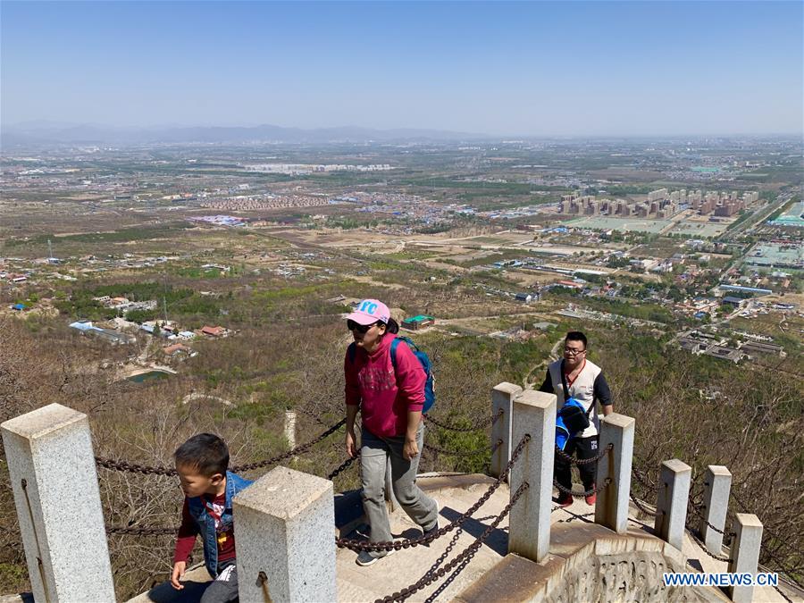 (BeijingCandid)CHINA-BEIJING-SPRING (CN)