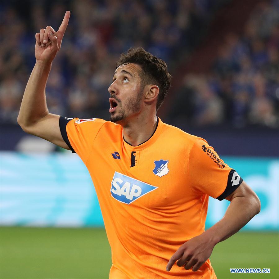 (SP)GERMANY-GELSENKIRCHEN-SOCCER-BUNDESLIGA-SCHALKE 04 VS HOFFENHEIM