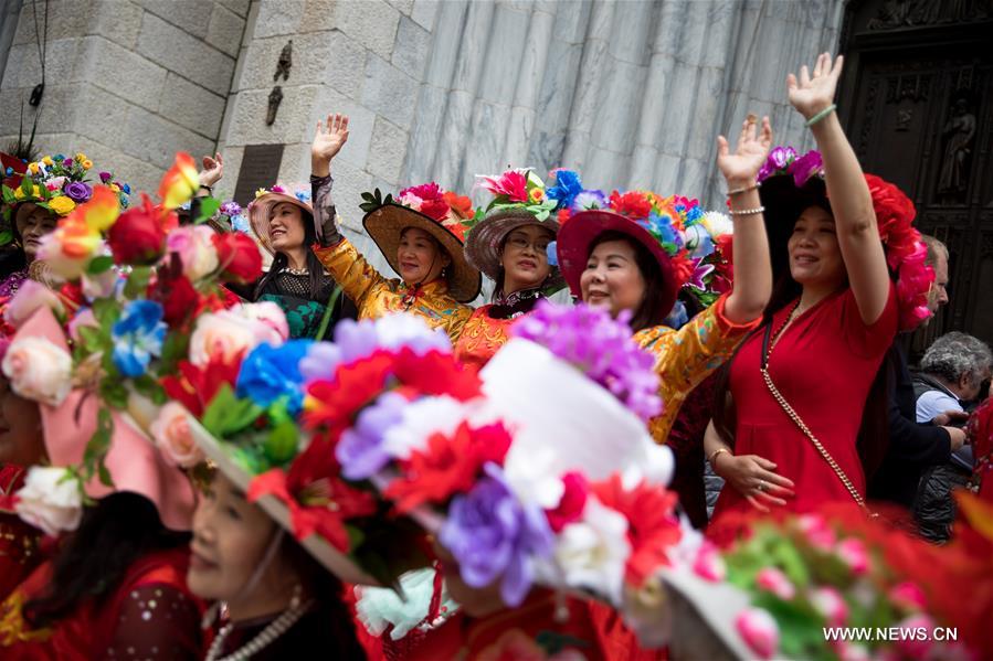 U.S.-NEW YORK-EASTER PARADE-BONNET FESTIVAL