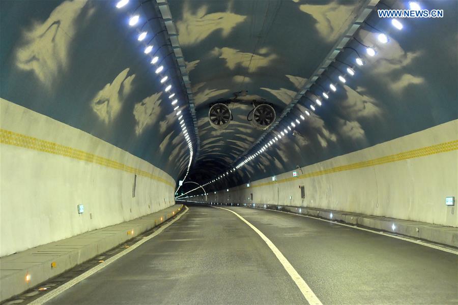 CHINA-TIBET-MILA MOUNTAIN TUNNEL-OPENING (CN)