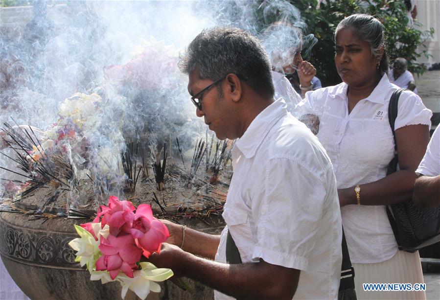 SRI LANKA-COLOMBO-BUDDHIST