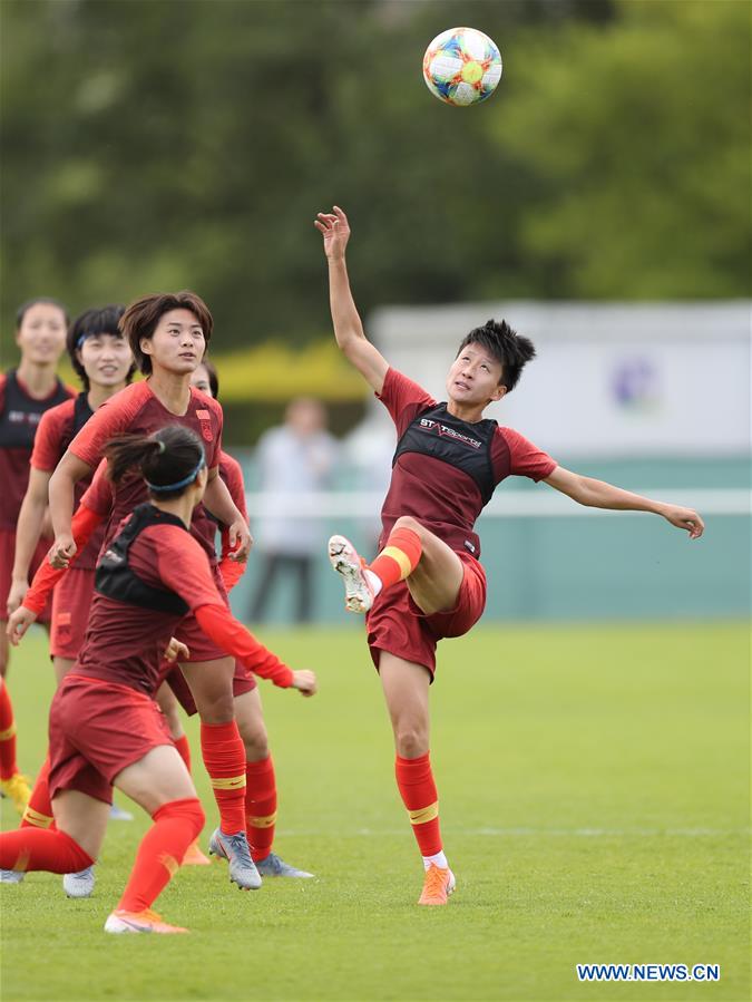 (SP)FRANCE-FOUGERES-2019 FIFA WOMEN'S WORLD CUP-CHINA-TRAINING SESSION