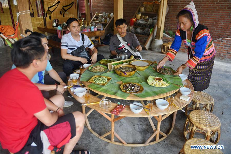 CHINA-YUNNAN-JINO ETHNICGROUP-HOMESTAY (CN)