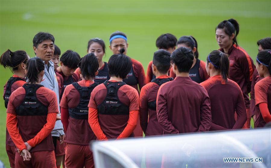 (SP)FRANCE-PARIS-2019 FIFA WOMEN'S WORLD CUP-GROUP B-CHINA-TRAINING SESSION