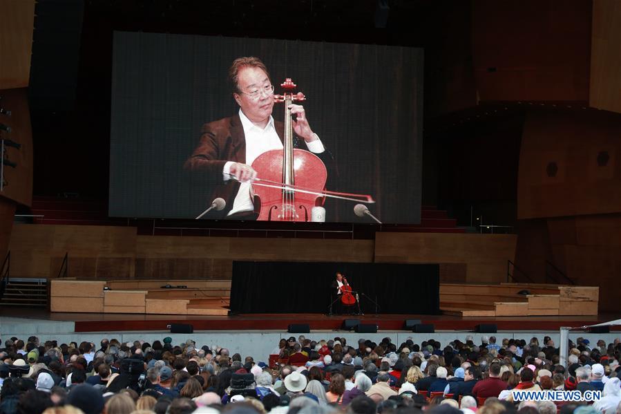 U.S.-CHICAGO-YO-YO MA-FREE CONCERT