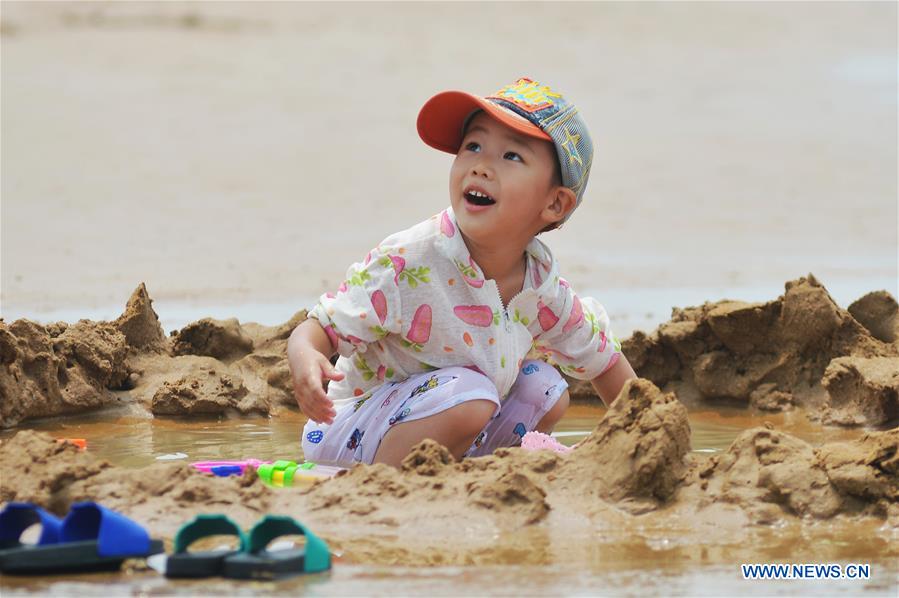 #CHINA-QINGDAO-BEACH-TOURISM (CN)