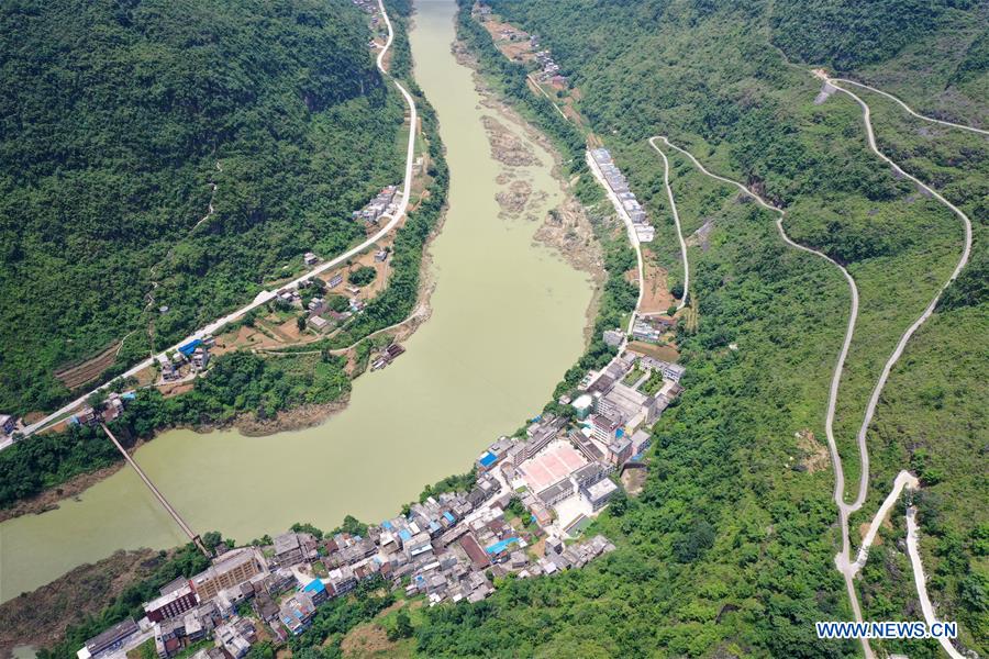 CHINA-GUANGXI-DU'AN-ROAD (CN)