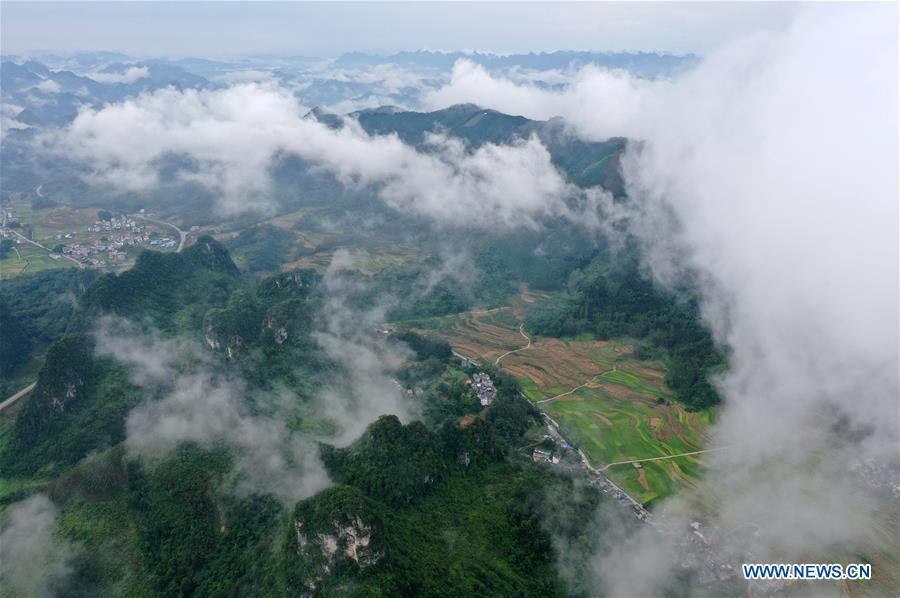 CHINA-GUANGXI-DU'AN-SCENERY (CN)