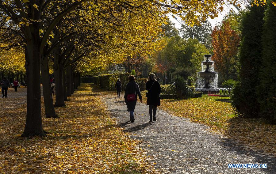 BRITAIN-LONDON-AUTUMN-FOLIAGE