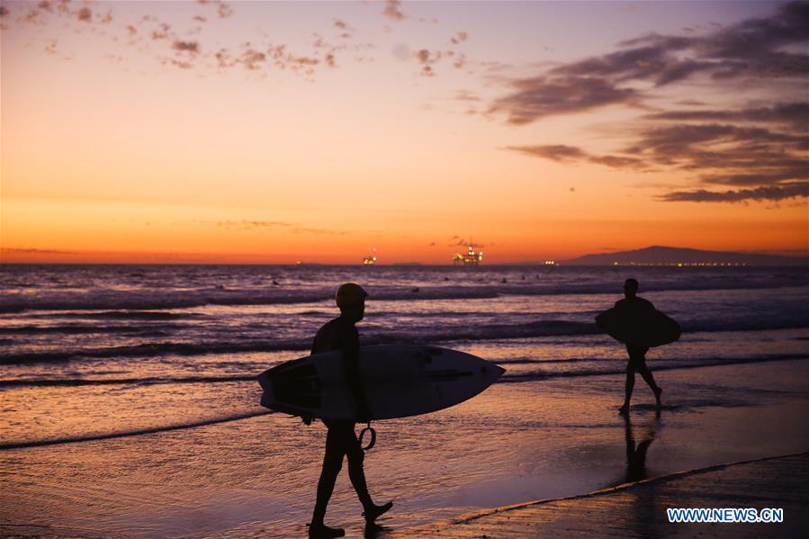 U.S.-CALIFORNIA-HUNTINGTON BEACH-SUNSET