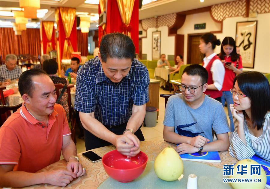 （新華全媒頭條·我們的節(jié)日·中秋·圖文互動）（2）明月寄相思 家國總關情——詩詞引出的中秋故事