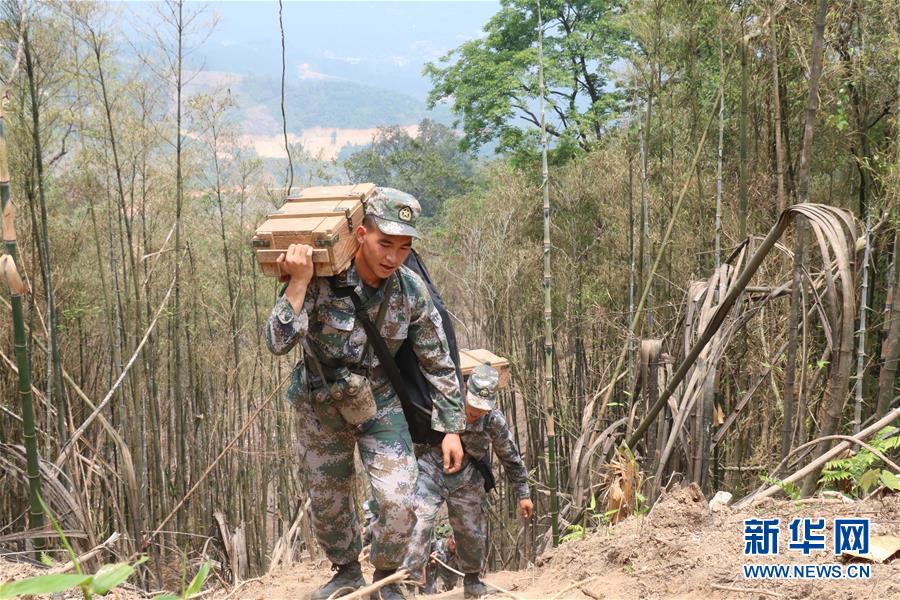 （時(shí)代先鋒·圖文互動(dòng)）（1）新時(shí)代最可愛(ài)的人——記陸軍某掃雷排爆大隊(duì)英雄戰(zhàn)士杜富國(guó)