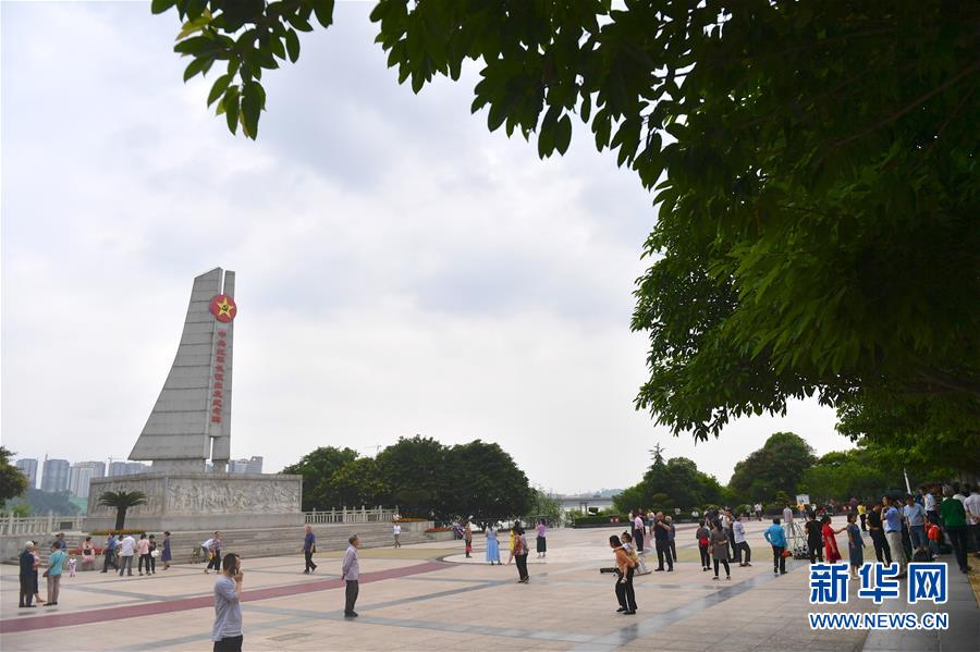 （新華全媒頭條·壯麗70年·奮斗新時(shí)代——記者再走長(zhǎng)征路·圖文互動(dòng)）（5）跨越“第一渡”　長(zhǎng)征出發(fā)地“換了人間”