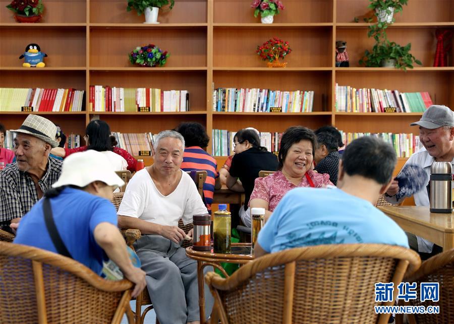 （壯麗70年·奮斗新時(shí)代·重溫囑托看變化·圖文互動(dòng)）（4）上海：用“繡花”般精細(xì)治理傳遞城市“溫度”