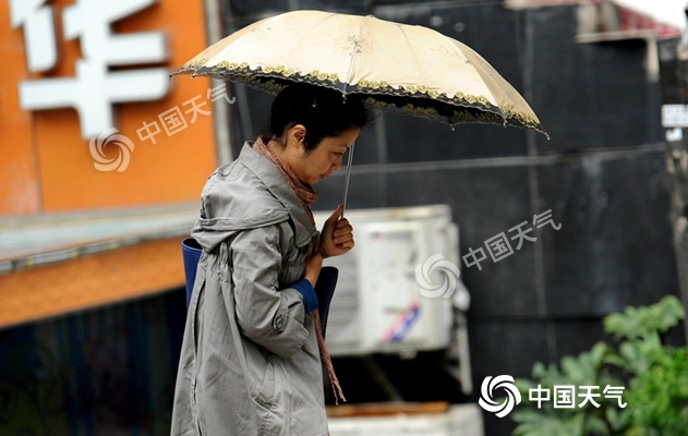 臺風雨“侵擾”華東沿海 北方緩升溫多地將回歸30℃