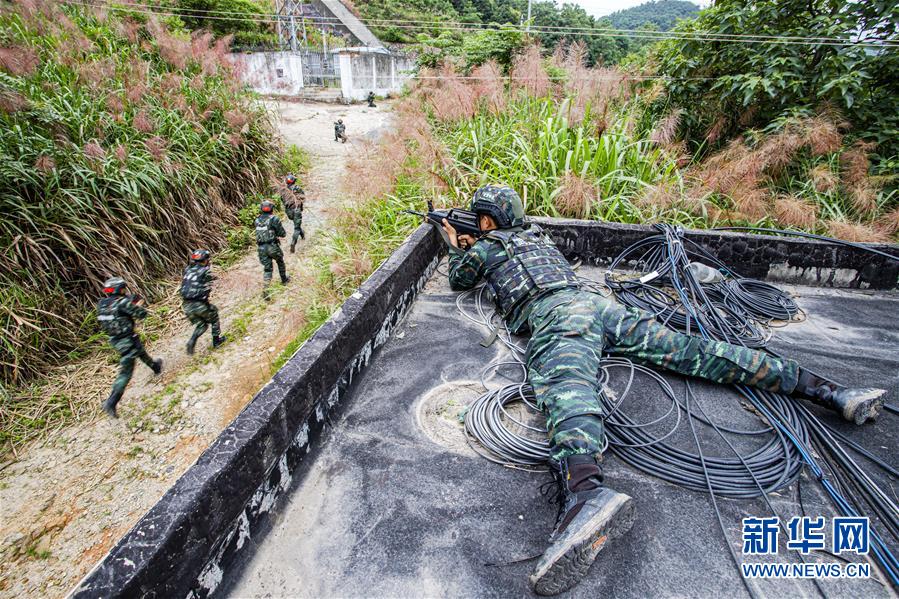 （圖文互動(dòng)）（7）武警部隊(duì)抓好常態(tài)化疫情防控條件下“魔鬼周”極限訓(xùn)練