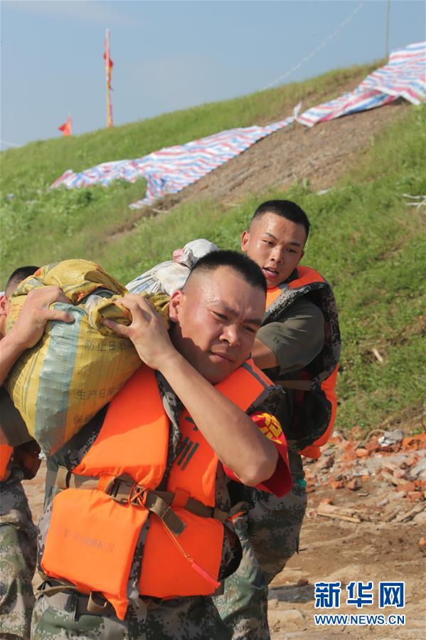 （在習(xí)近平強軍思想指引下·我們在戰(zhàn)位報告·圖文互動）（1）陸軍第71集團(tuán)軍某旅“王杰班”：做新時代王杰式好戰(zhàn)士