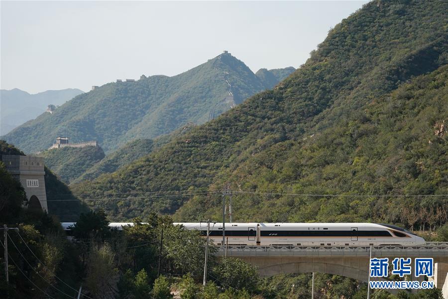 （新華全媒頭條·圖文互動(dòng)）（1）流動(dòng)中國(guó)折射復(fù)蘇新氣象——透視“十一”黃金周