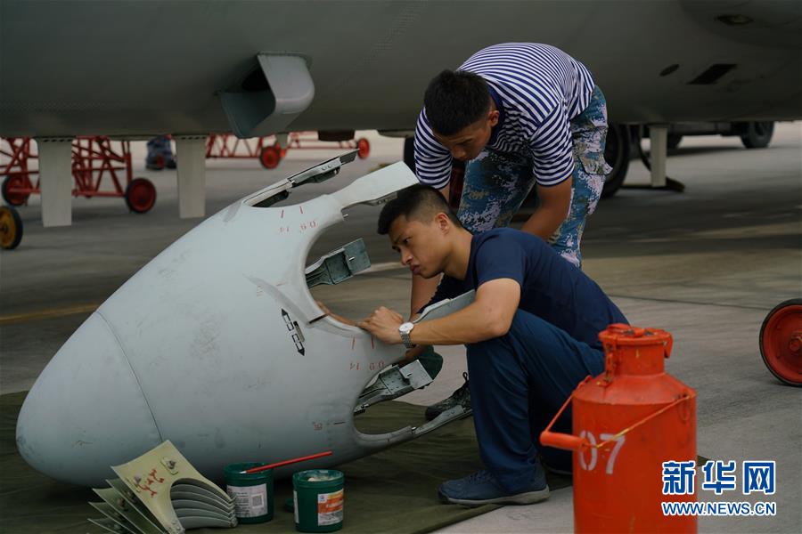 （在習近平強軍思想指引下·我們在戰(zhàn)位報告·圖文互動）（5）偵天探海 狩獵?？?mdash;—南部戰(zhàn)區(qū)海軍航空兵某師加速轉(zhuǎn)型提升新質(zhì)戰(zhàn)斗力記事