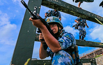 海軍陸戰(zhàn)隊(duì)特種障礙訓(xùn)練，敢來嗎？