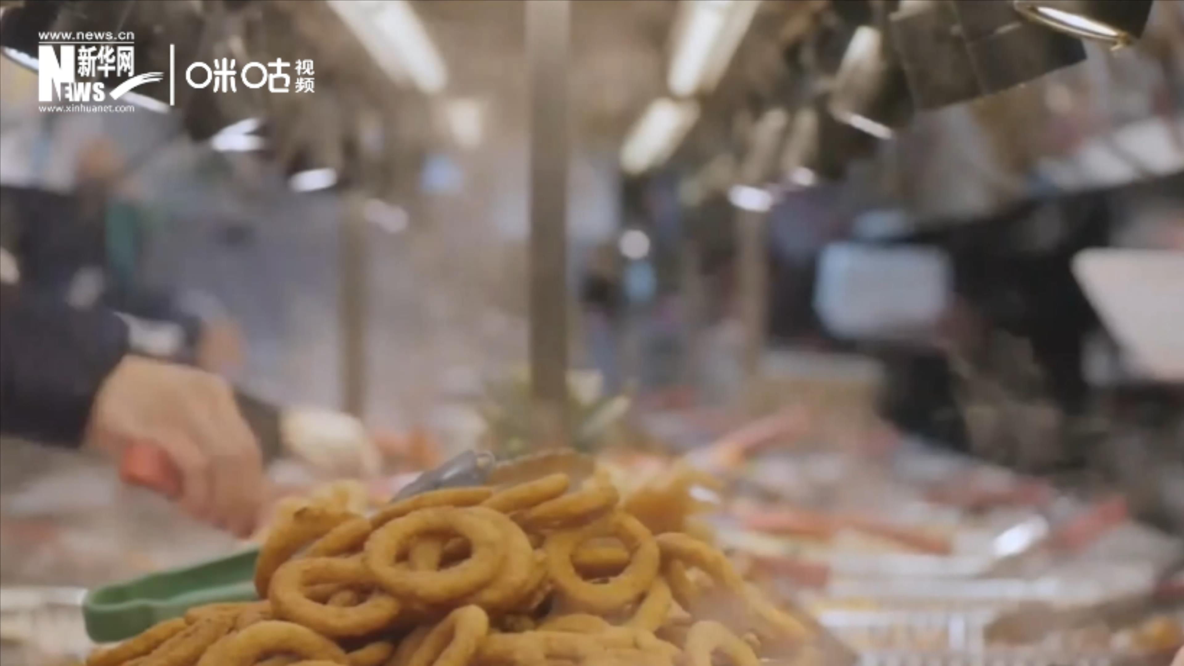 成噸的糧食遭到損失或浪費，同時也有很多人正在挨餓