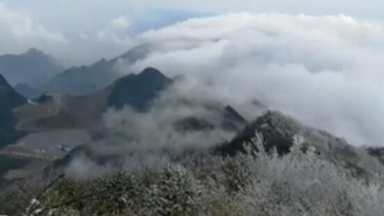 四川華鎣：雪景云海宛如山水畫(huà)卷