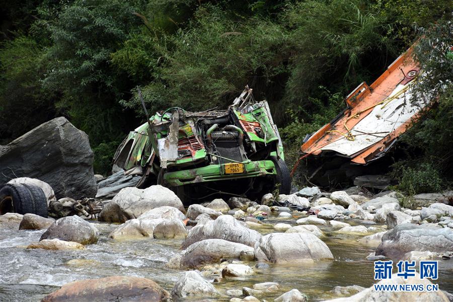 （國(guó)際）印度北部交通事故死亡人數(shù)升至44人